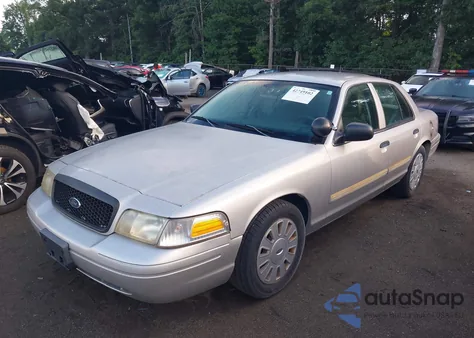 2011 Ford Crown Victoria Police Interceptor z USA, uszkodzony, nr VIN 2FABP7BV4BX160138